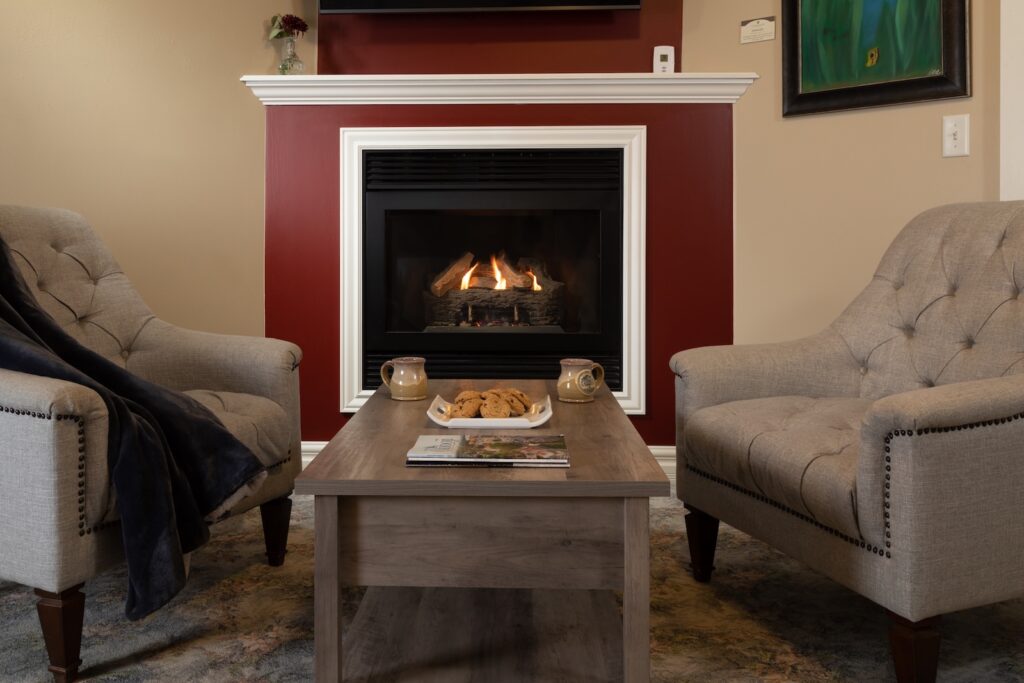 After playing a round at Brooks Golf Course in Okoboji, there's no better place to cozy up than the Oakwood Inn