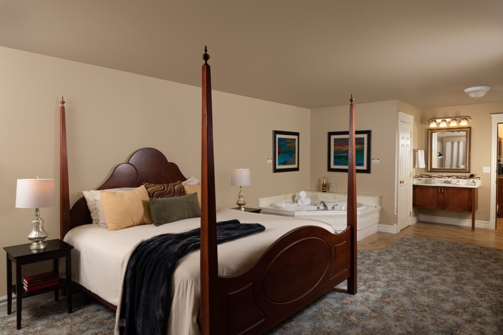 The Oakwood inn offers beautiful guest rooms near Gull Point State park